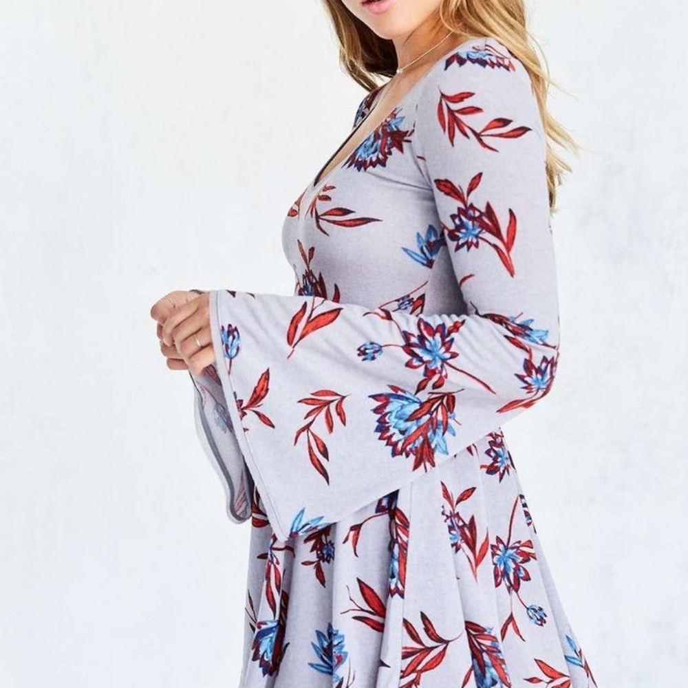 Kimchi Blue, Bell Sleeve Dress